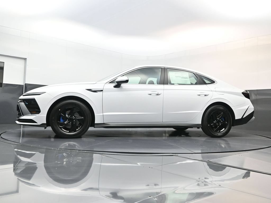 New 2026 Hyundai Sonata SE FWD image 28