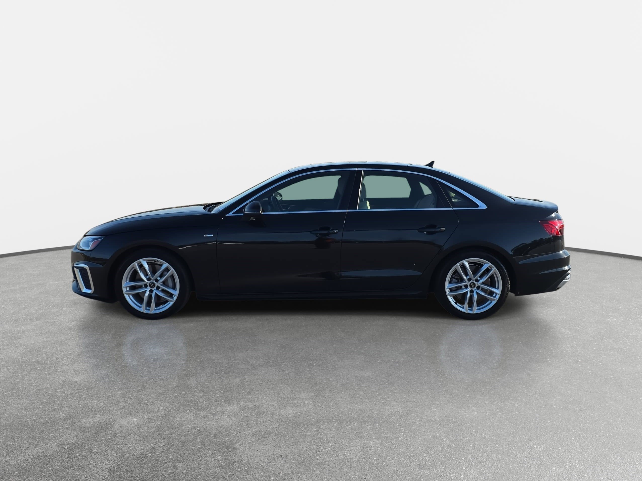 Used 2023 Audi A4 2.0T Premium Plus w/ Premium Plus Package image 8