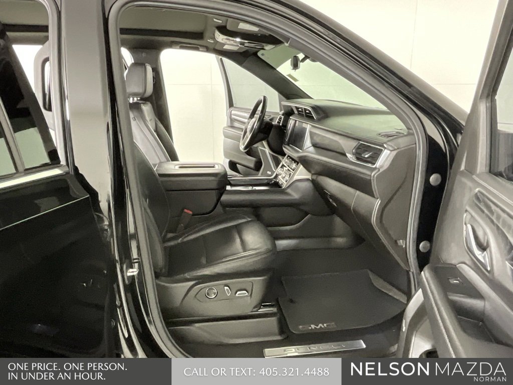 Used 2021 GMC Yukon XL Denali w/ Denali Ultimate Package image 14