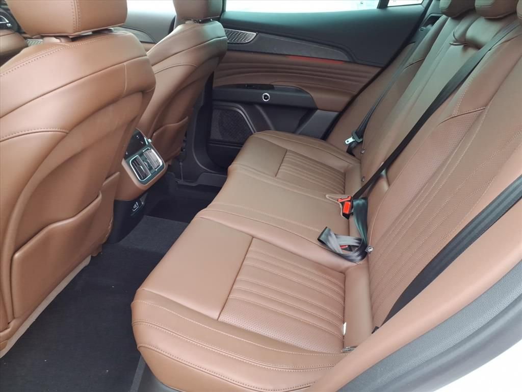 New 2026 Maserati Grecale Modena image 11