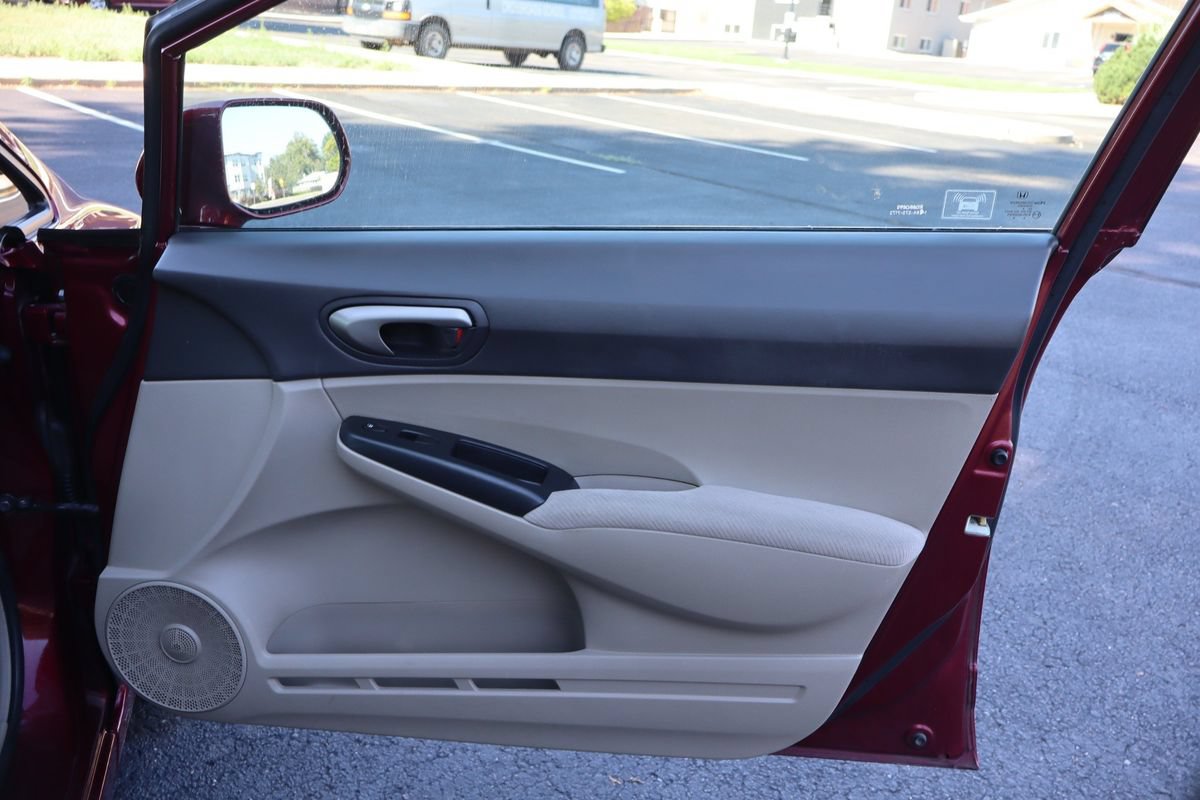 Used 2010 Honda Civic LX image 26