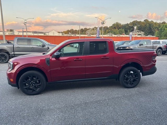 New 2025 Ford Maverick Lariat w/ Black Appearance Package image 6