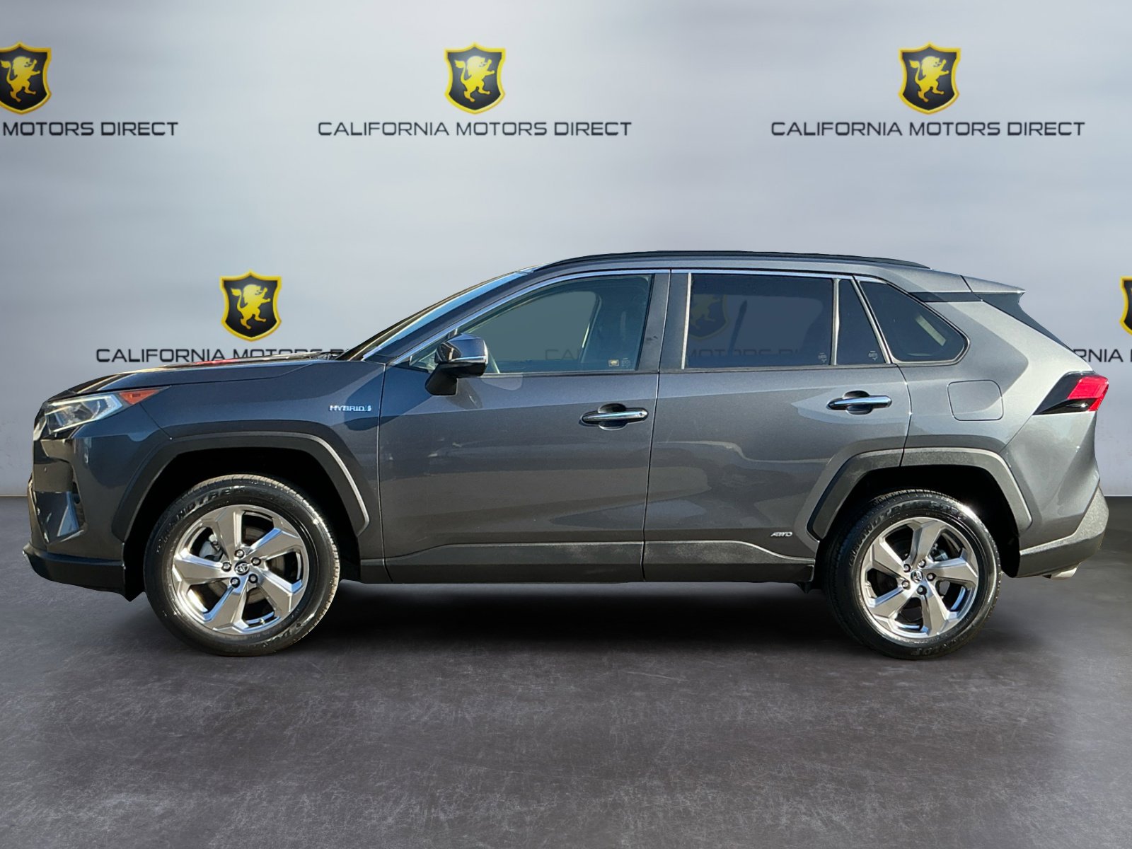 Used 2019 Toyota RAV4 Limited image 8