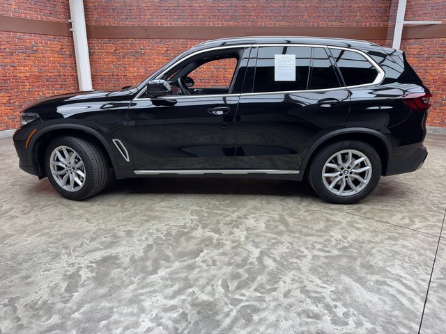 Certified 2023 BMW X5 xDrive40i w/ Premium Package image 2
