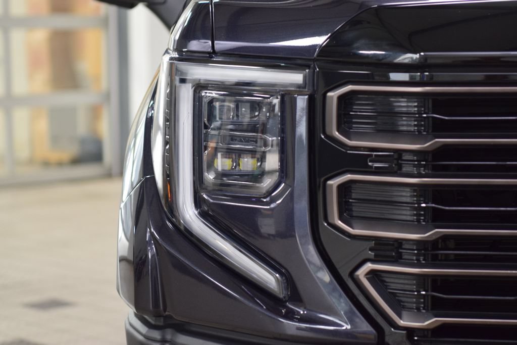 Used 2023 GMC Sierra 1500 AT4X AWD/4WD image 12