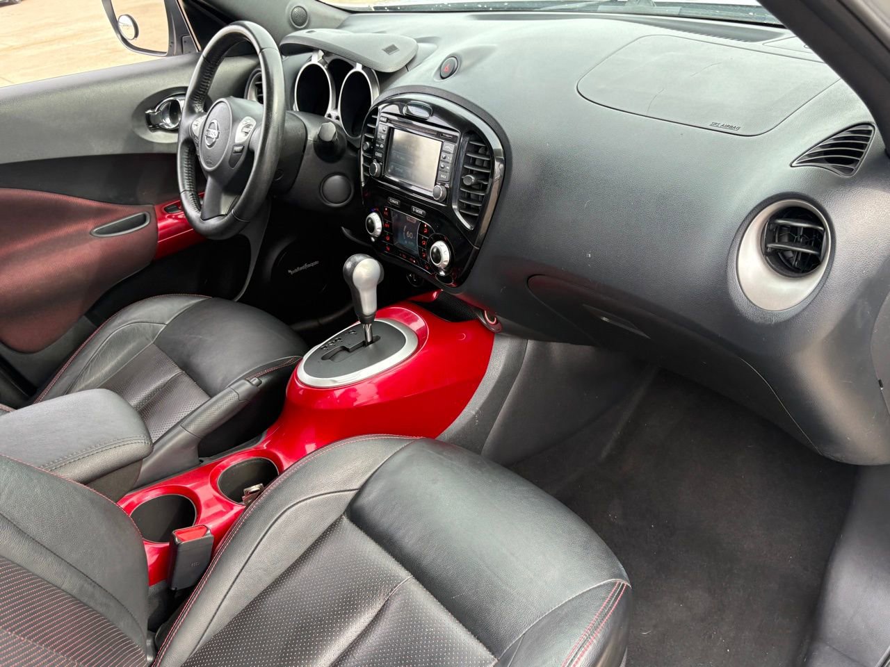 Used 2016 Nissan Juke SL image 38