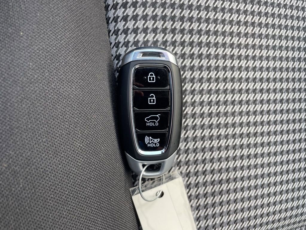 Used 2021 Hyundai Kona SEL Plus FWD image 24