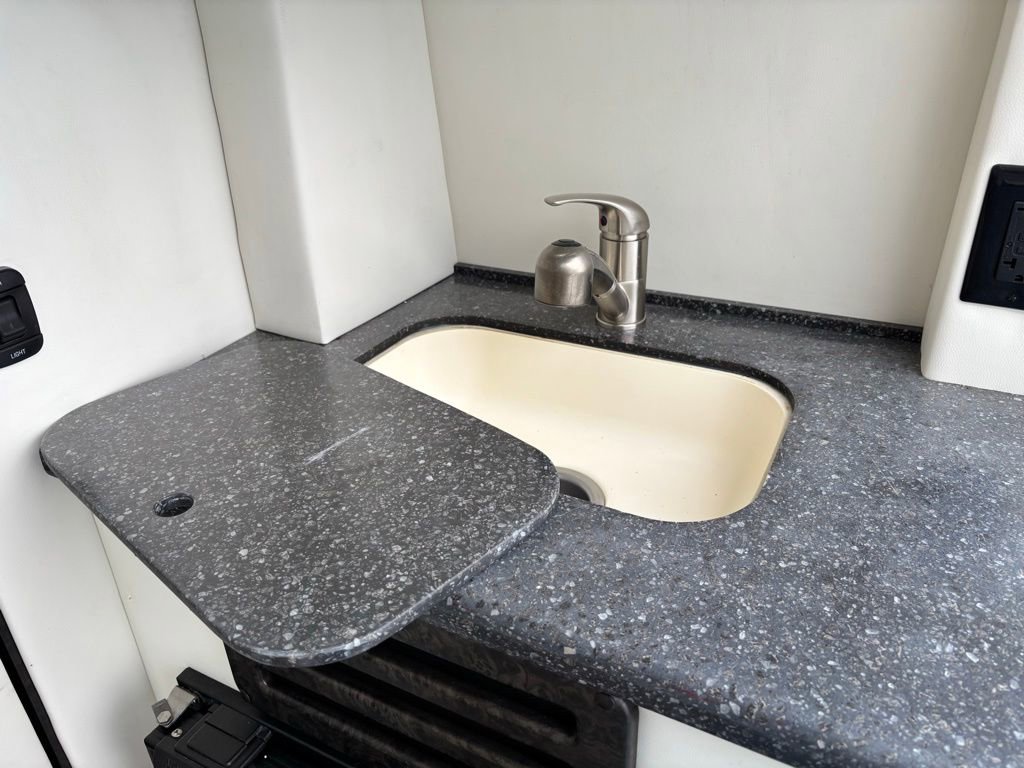 Used 2019 Mercedes-Benz Sprinter 170 w/ Driver Convenience Package image 16