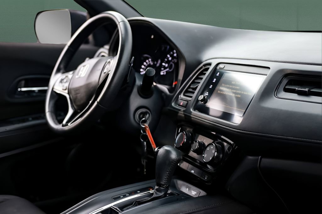 Used 2021 Honda HR-V Sport image 22