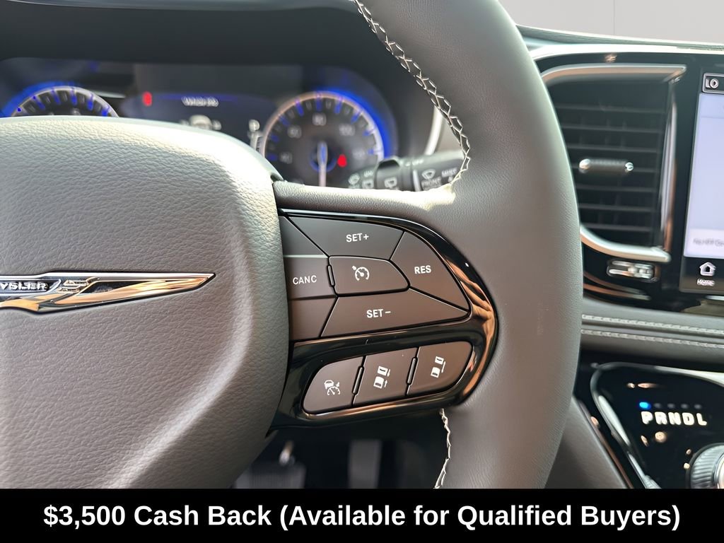 New 2026 Chrysler Pacifica Limited w/ S Appearance Package FWD image 32