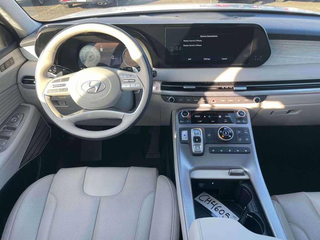 Used 2024 Hyundai Palisade Calligraphy image 14