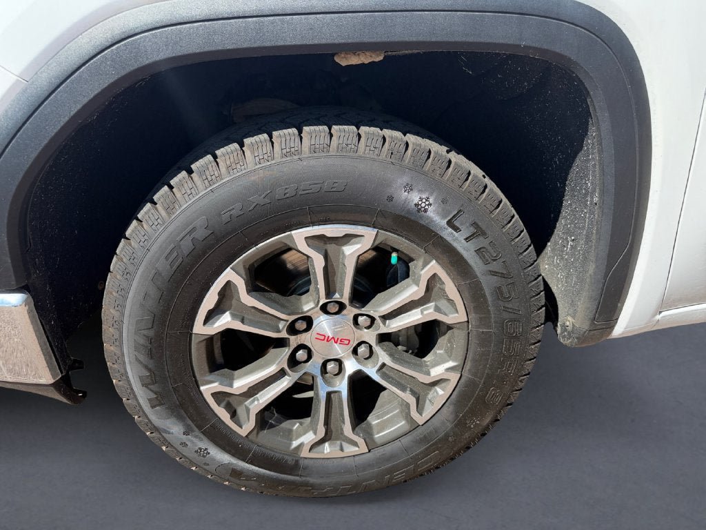 Used 2020 GMC Sierra 1500 SLE w/ X31 Off-Road Package AWD/4WD image 14