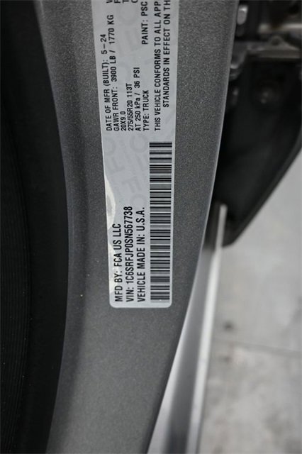 Used 2025 RAM 1500 Laramie image 15