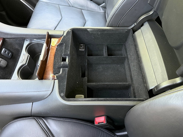 Used 2020 Cadillac Escalade Luxury AWD/4WD image 39