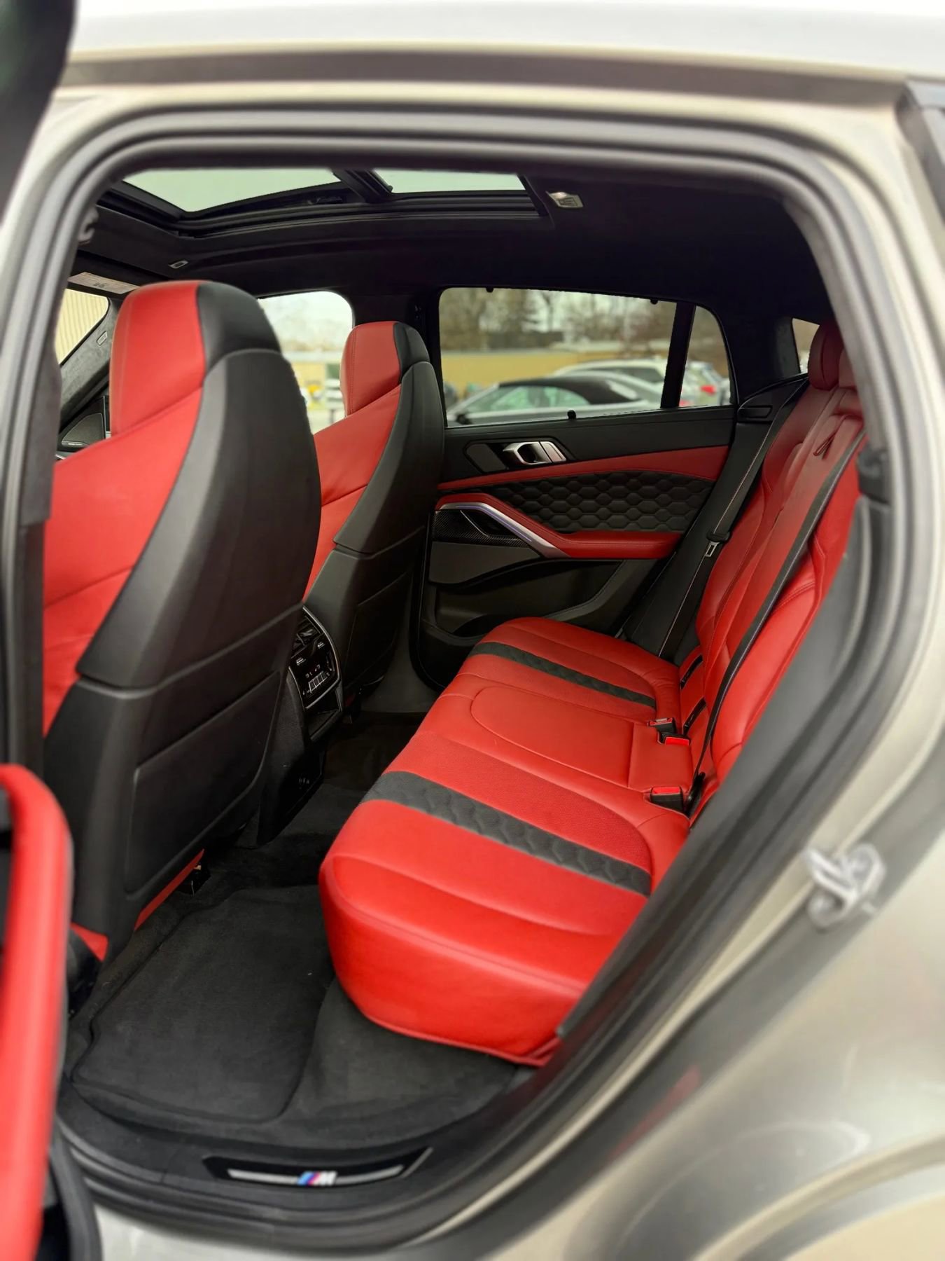 Used 2022 BMW X6 M w/ Competition Package AWD/4WD image 19