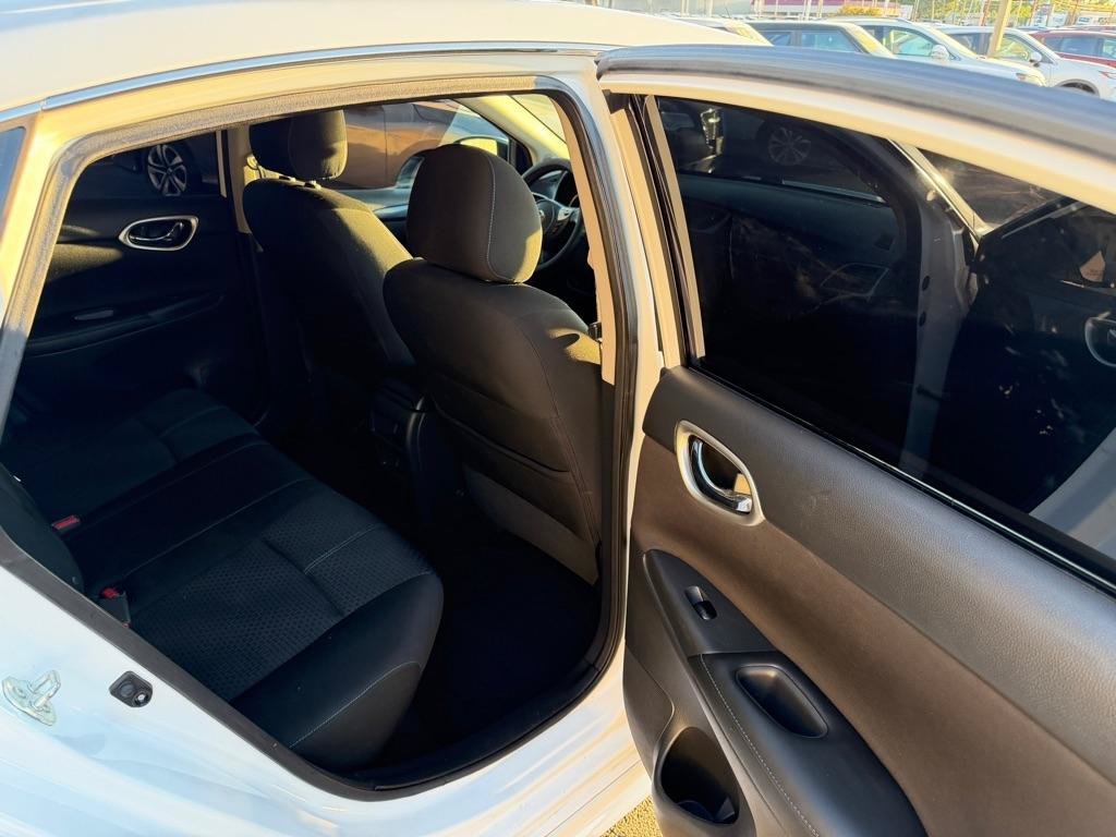 Used 2017 Nissan Sentra SR FWD image 8