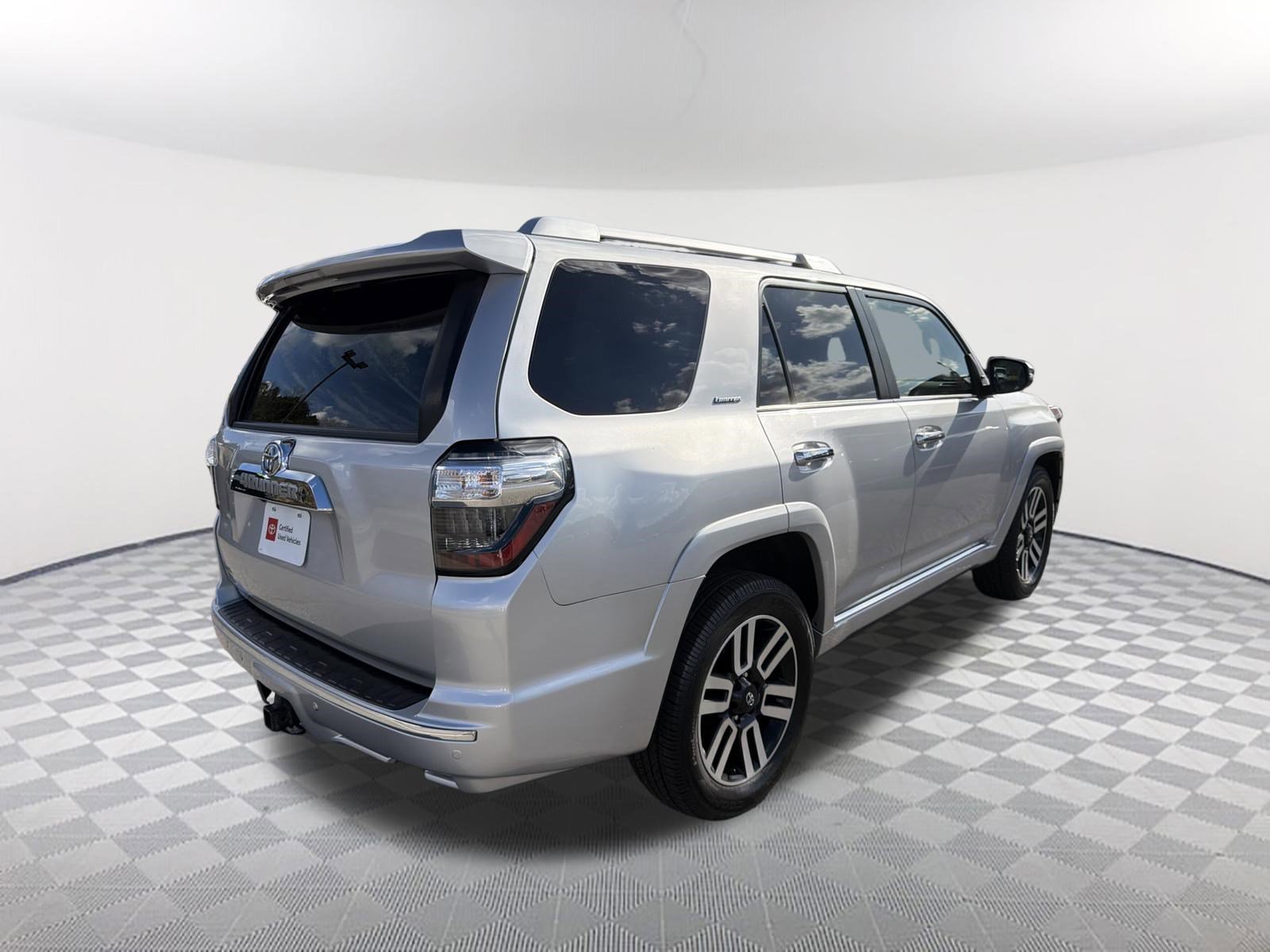 Certified 2022 Toyota 4Runner Limited image 17