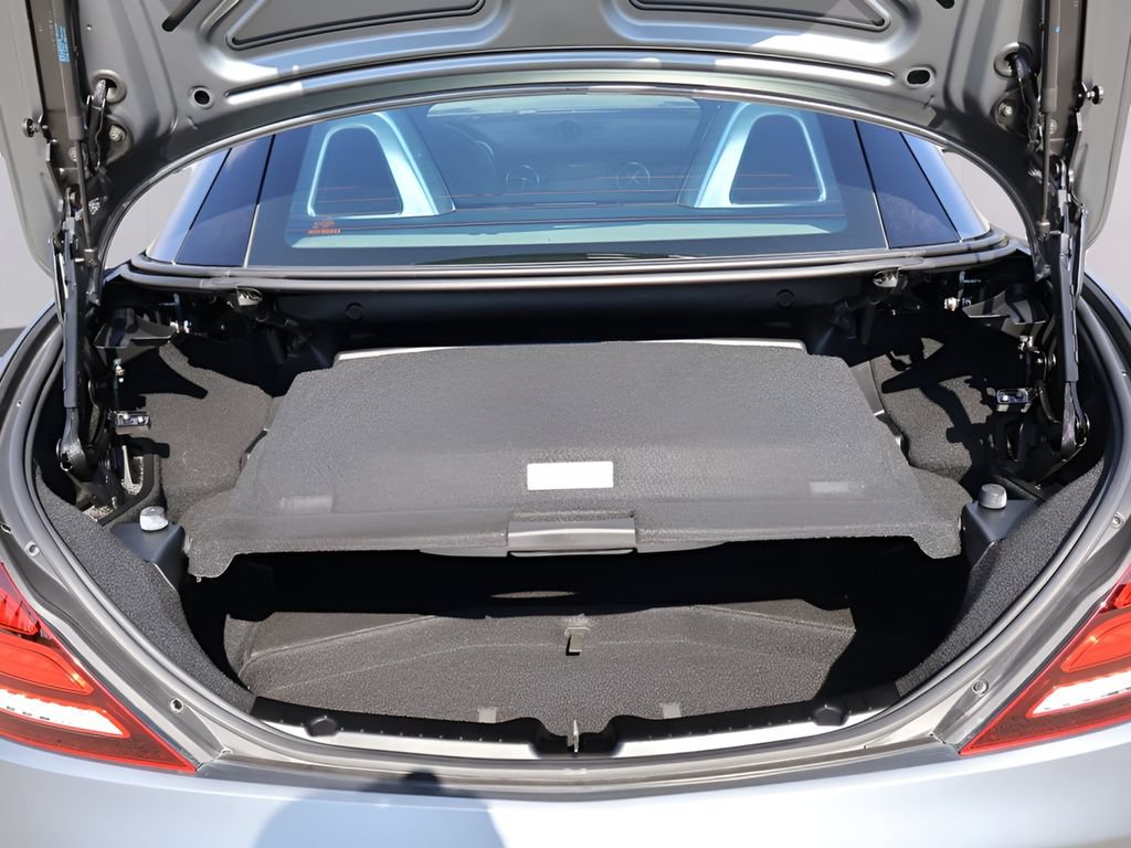 Used 2019 Mercedes-Benz SLC 43 AMG image 19