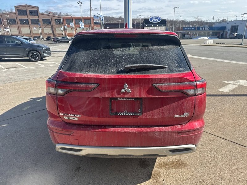 Used 2023 Mitsubishi Outlander SE image 5