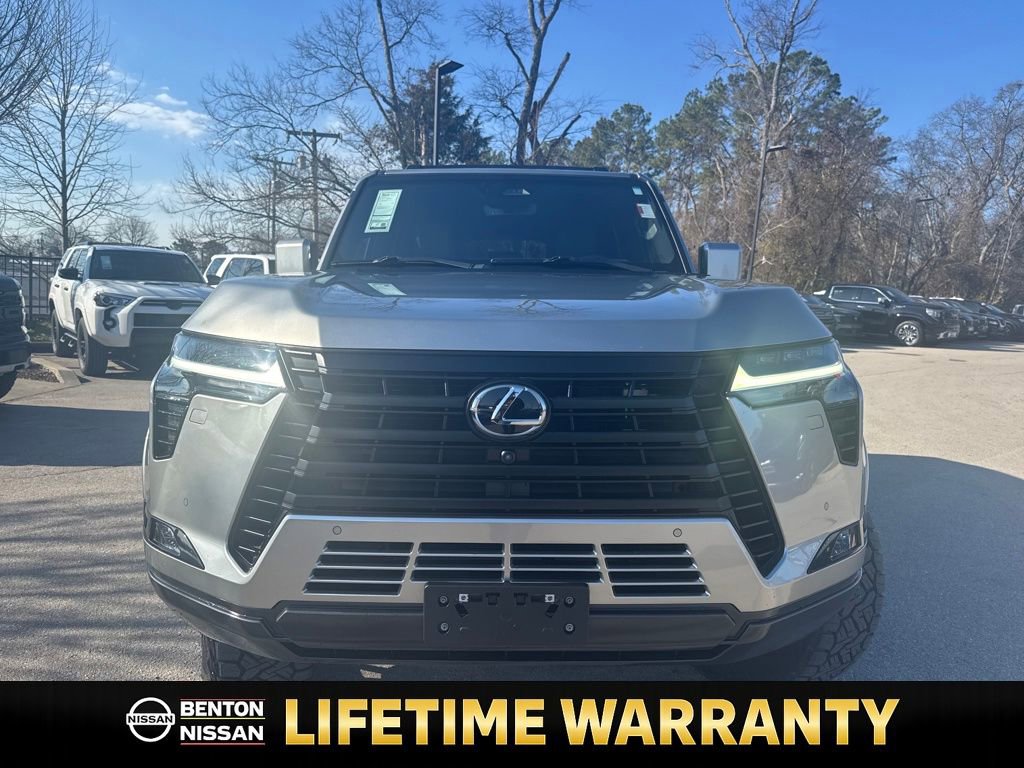 Used 2024 Lexus GX 550 w/ Accessory Package (2T) image 9