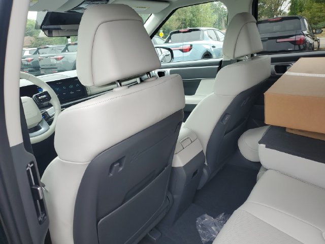 New 2027 Hyundai Santa Fe SEL AWD/4WD image 13