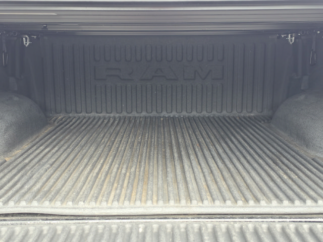 Used 2022 RAM 1500 Laramie w/ Sport Appearance Package AWD/4WD image 15