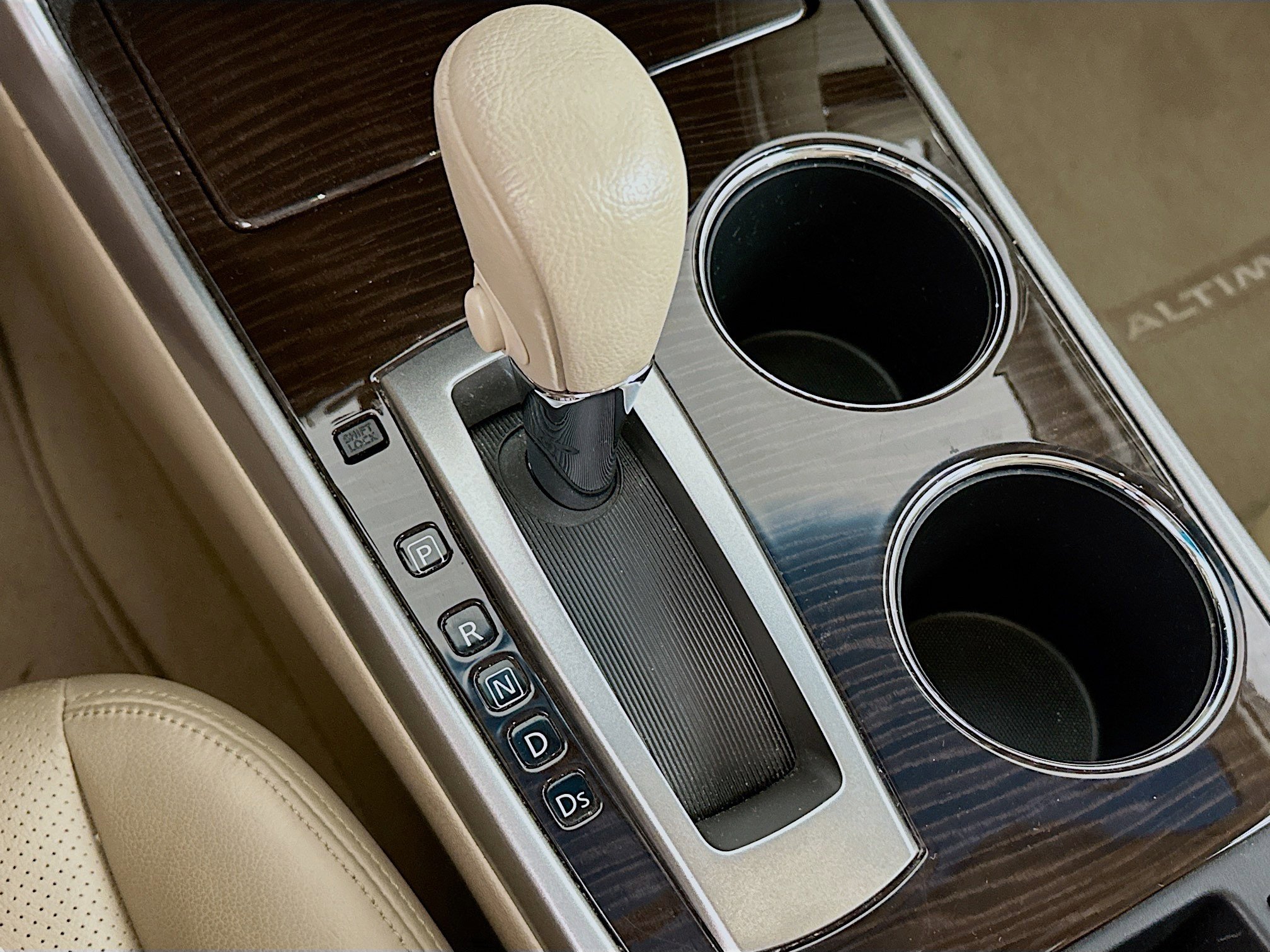 Used 2013 Nissan Altima 2.5 SL image 24