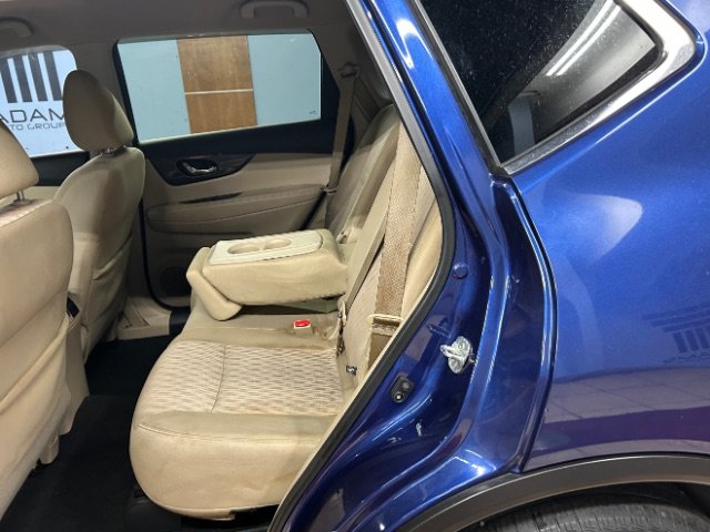 Used 2019 Nissan Rogue SV w/ Premium Package FWD image 12