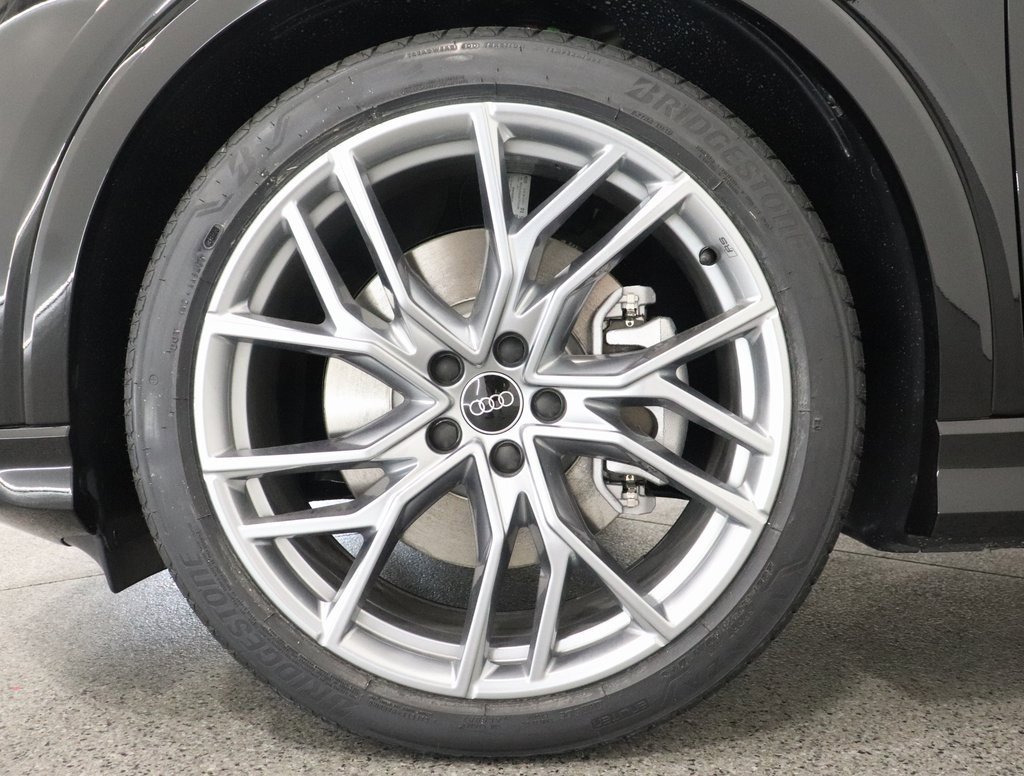 New 2025 Audi Q4 e-tron Premium Plus image 5