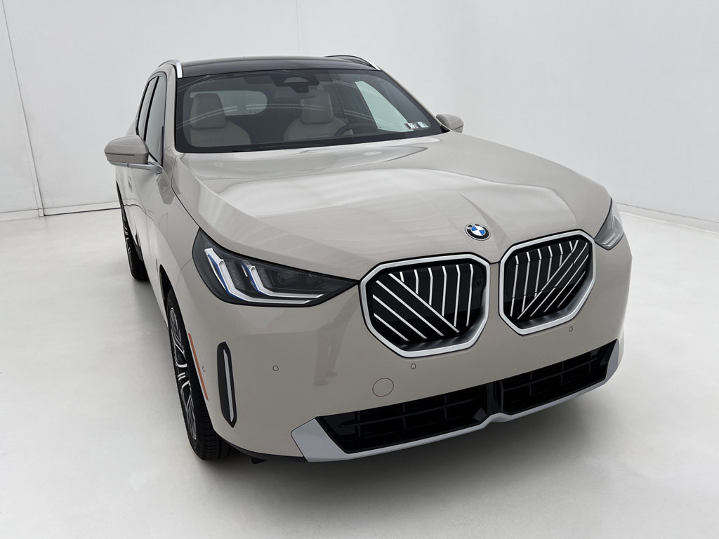New 2026 BMW X3 xDrive30i w/ Premium Package AWD/4WD image 3