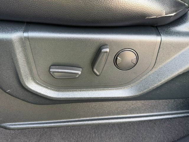 Used 2020 Ford F350 Lariat image 14