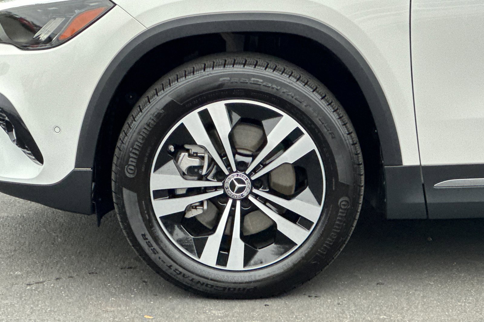 Certified 2025 Mercedes-Benz GLA 250 4MATIC image 26