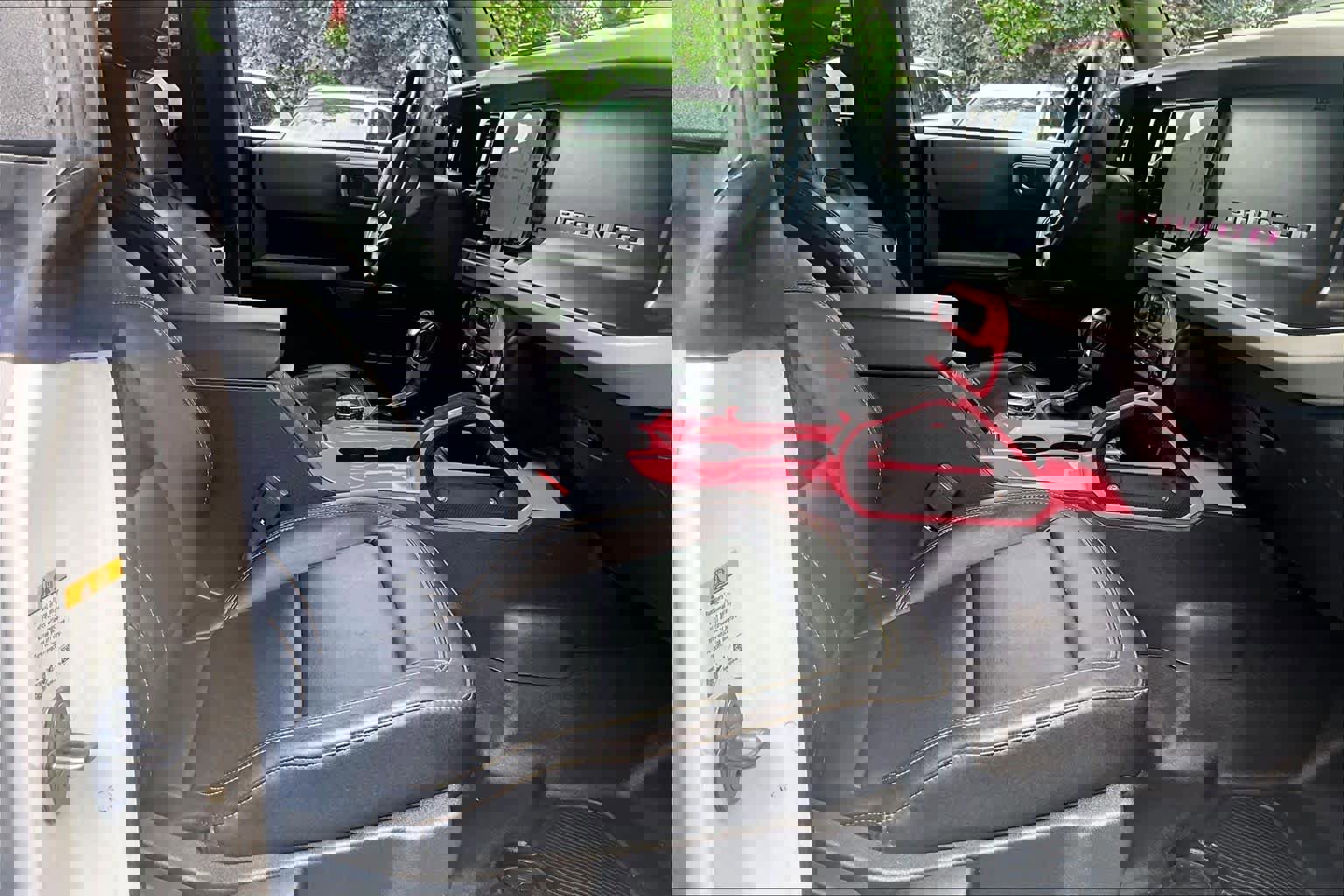 Used 2023 Ford Bronco Badlands image 8