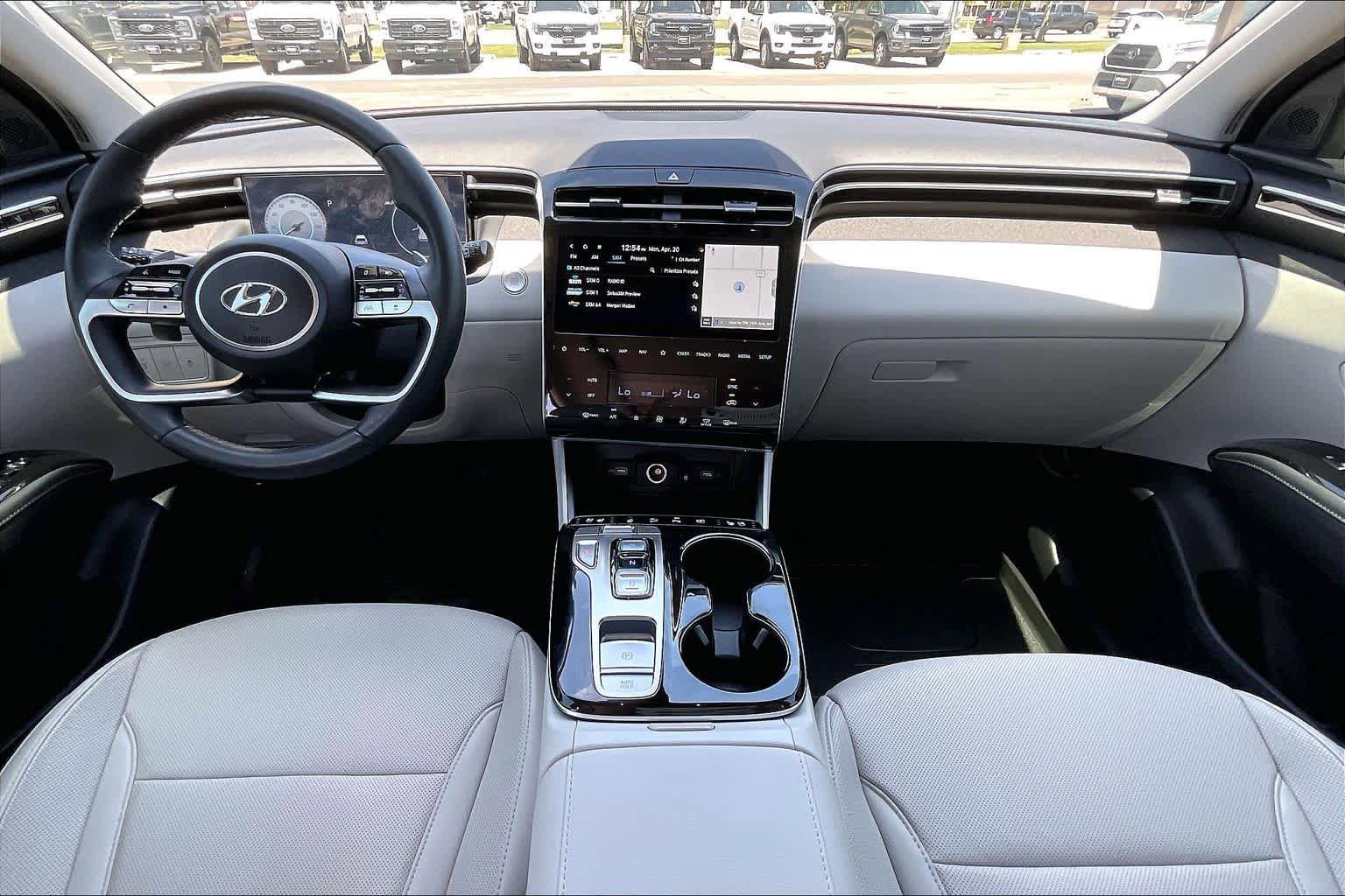 Used 2024 Hyundai Tucson Limited FWD image 16