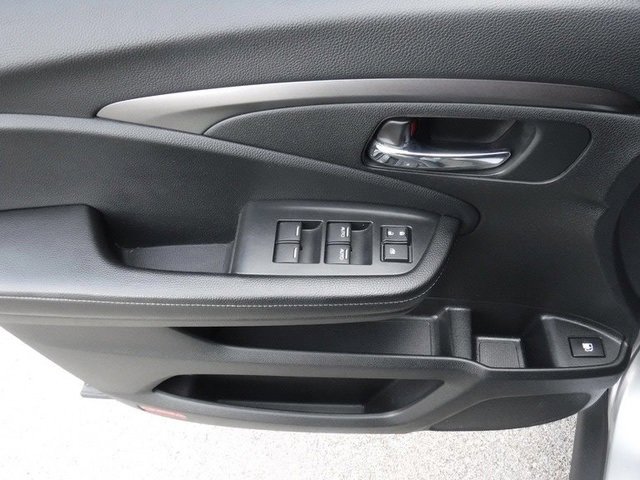 Used 2017 Honda Ridgeline RTL-T image 22