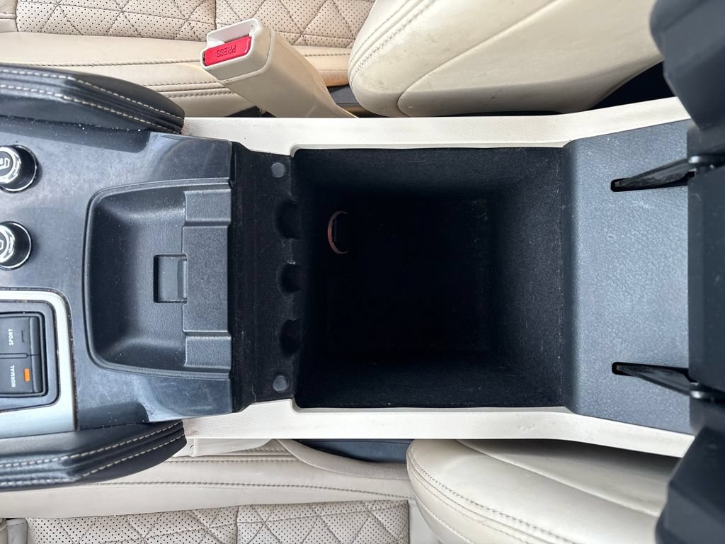 Used 2018 Nissan Maxima Platinum FWD image 28
