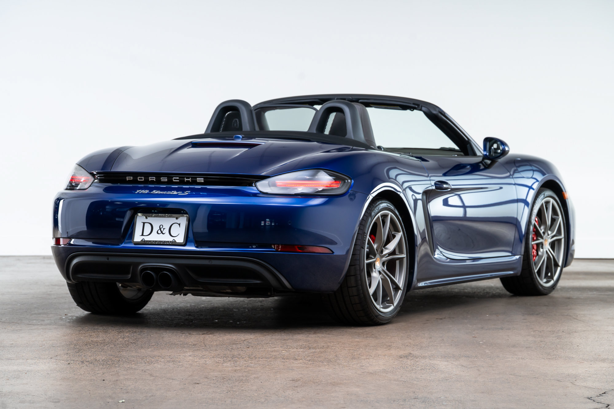 Used 2021 Porsche 718 Boxster S RWD image 8