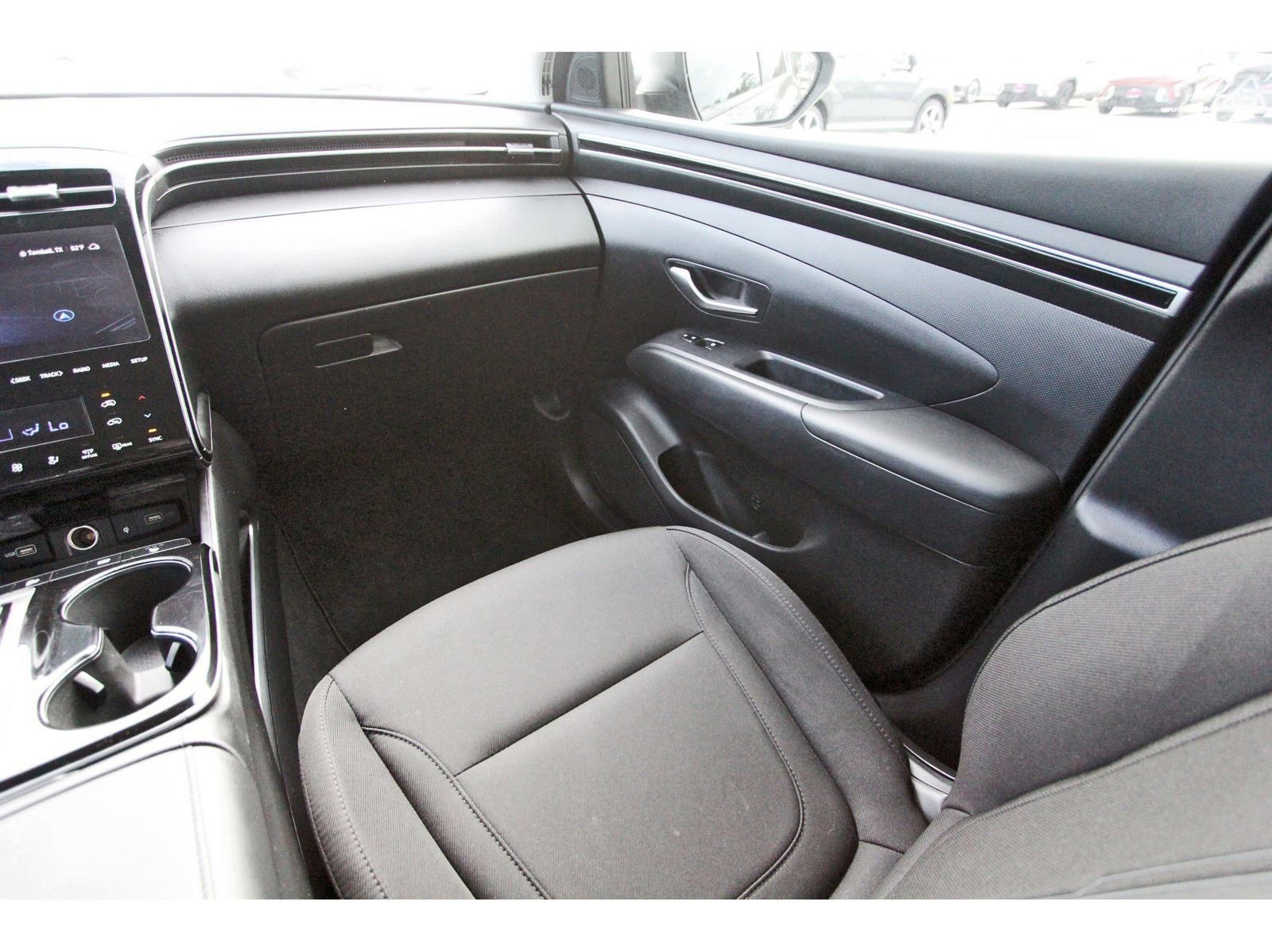 Used 2024 Hyundai Tucson Blue image 13