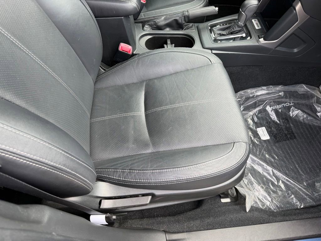Used 2017 Subaru Forester 2.5i Touring AWD/4WD image 17