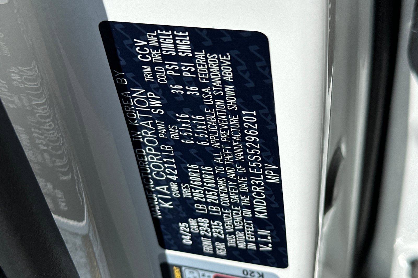 New 2025 Kia Niro EX image 22