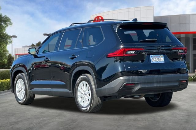 Used 2024 Toyota Grand Highlander XLE image 6