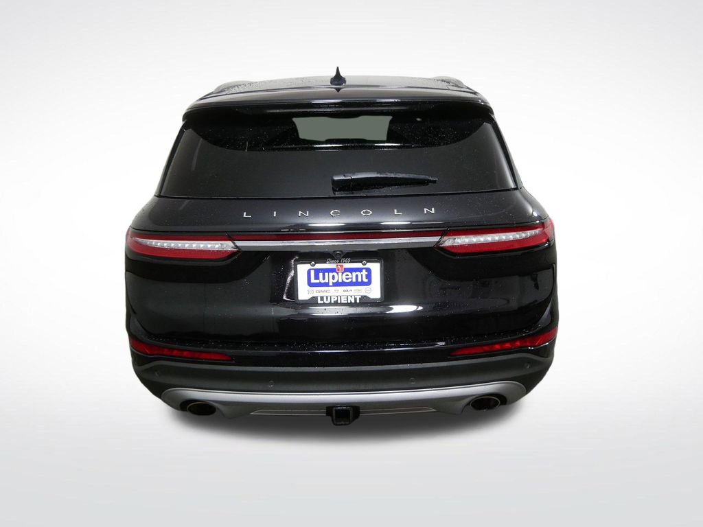 Used 2023 Lincoln Corsair Reserve w/ Towing Package AWD/4WD image 5