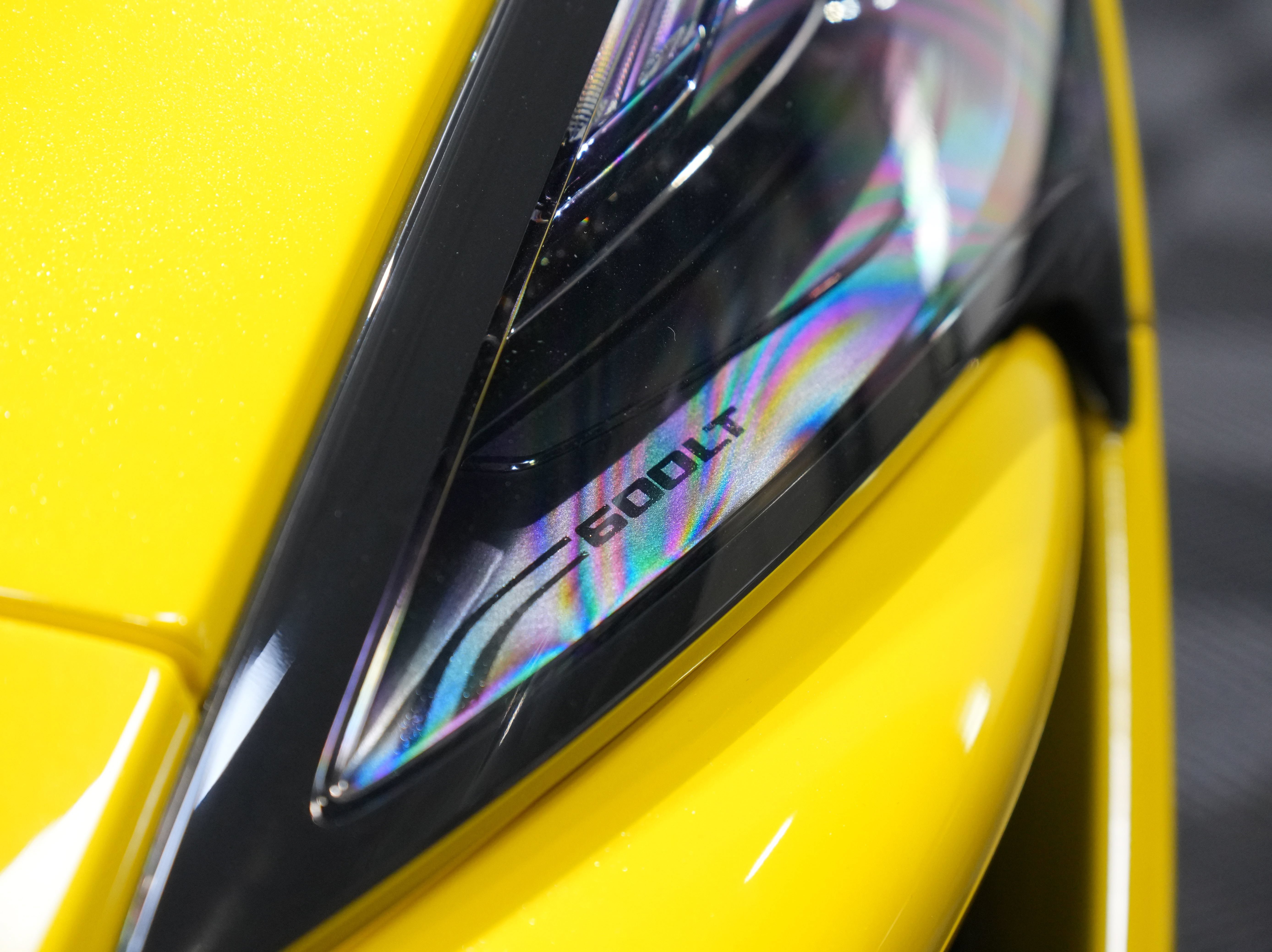 Used 2020 McLaren 600LT Spider RWD image 11