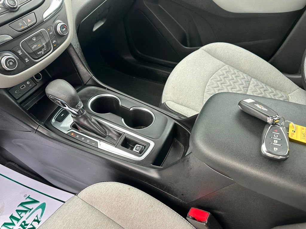 Used 2022 Chevrolet Equinox LS AWD/4WD image 18