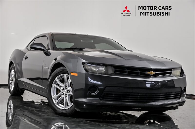 Used 2015 Chevrolet Camaro LS RWD image 1
