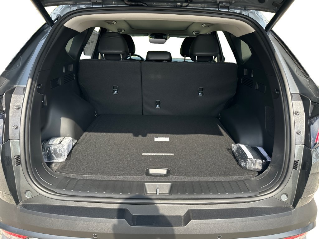 New 2026 Hyundai Tucson Limited w/ Tow & Go Package AWD/4WD image 23