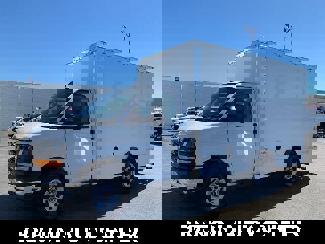 New 2024 GMC Savana 3500 w/ Power Convenience Package