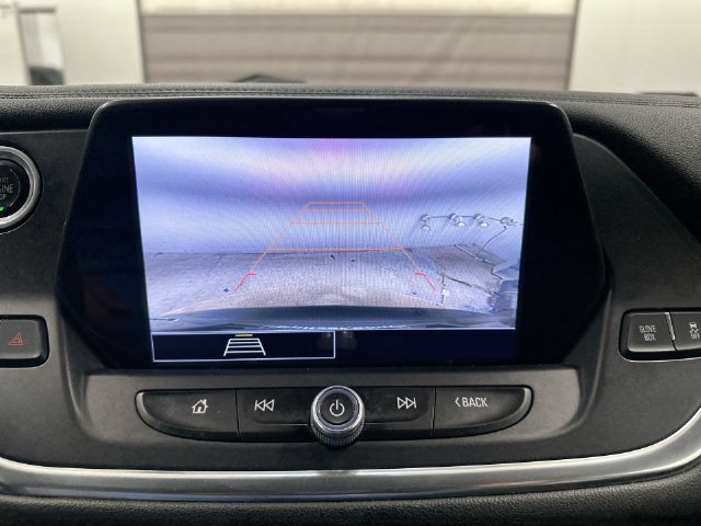Used 2021 Chevrolet Blazer LT FWD image 30