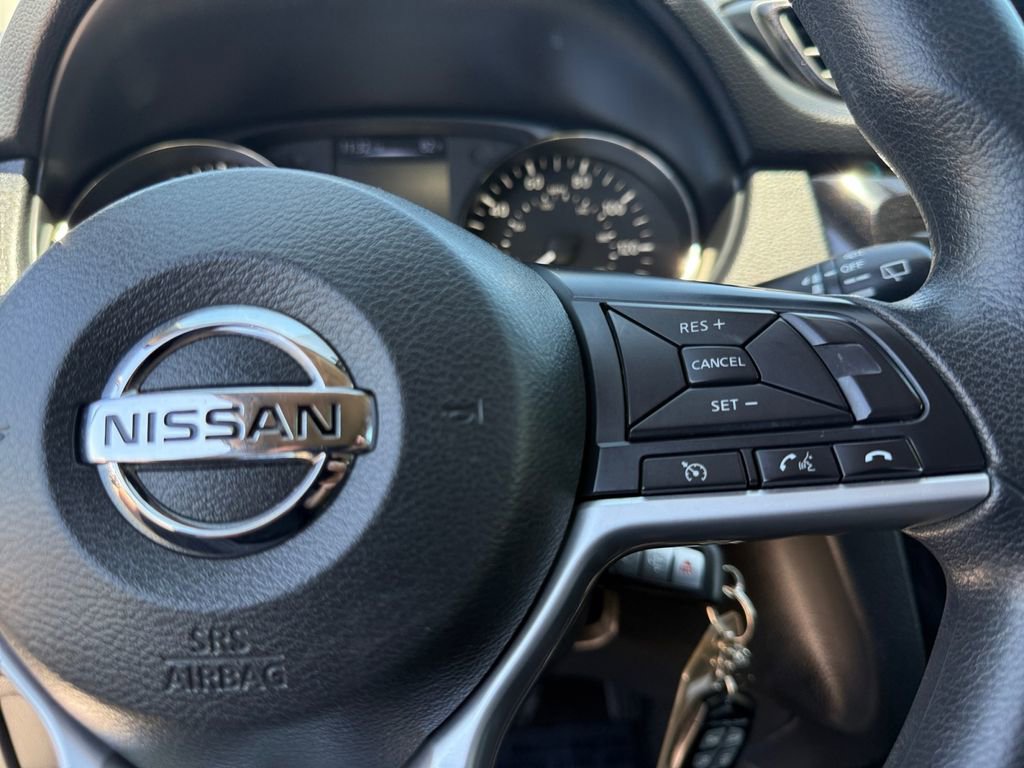Used 2017 Nissan Rogue S w/ Appearance Package AWD/4WD image 26