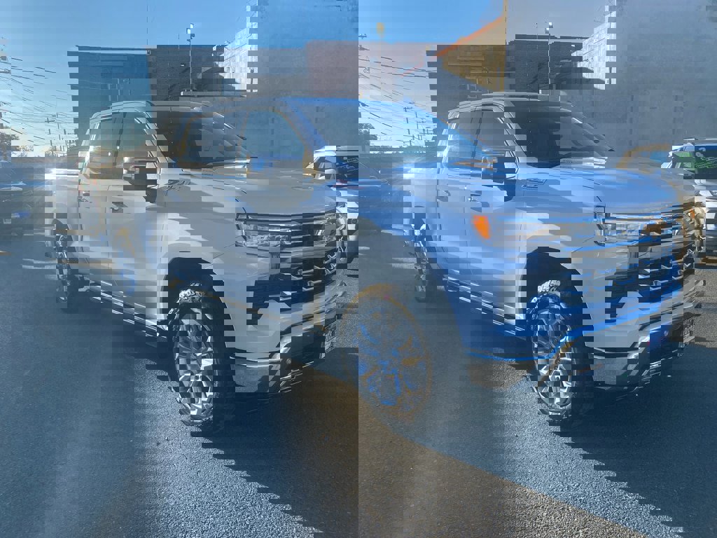 New 2026 Chevrolet Silverado 1500 LTZ w/ LTZ Premium Package image 8